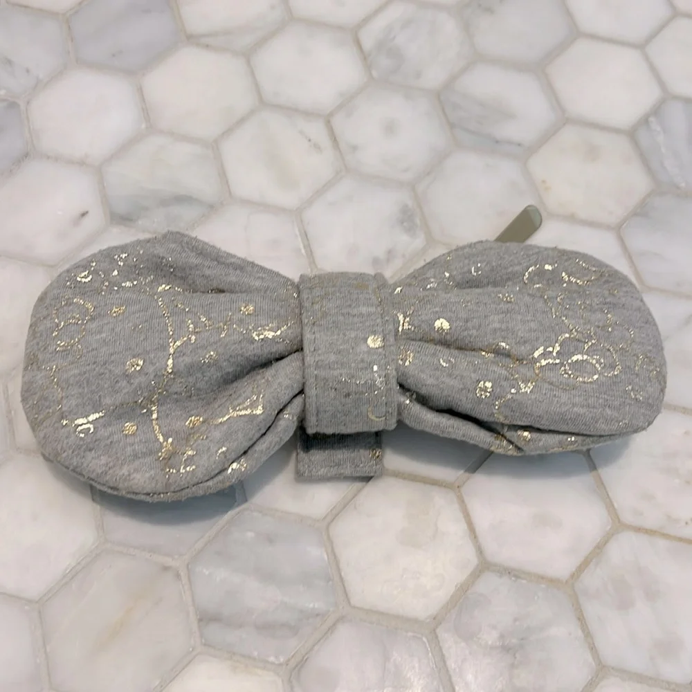 Pottery Barn Sanrio Hello Kitty Bow Gray Gold Metallic Pencil Pouch Case